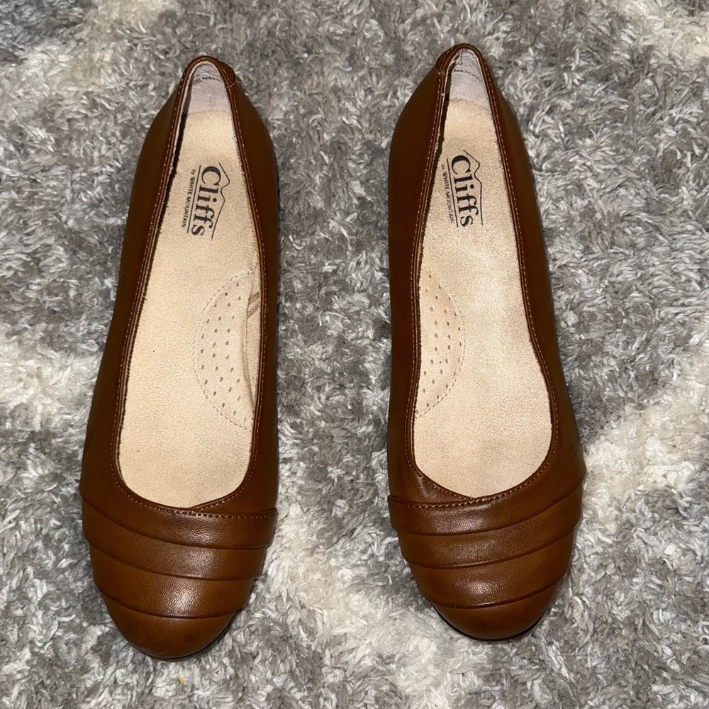 Cliffs by White Mountain size 9.5 NWOT